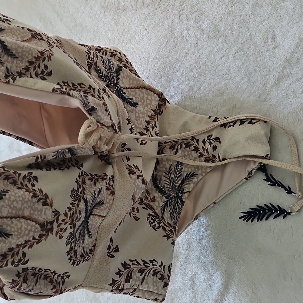 NWT Cosita Linda Elegant Palm Print One-Piece Swimsuit:Tan/brown/navy: Size- Med - Picture 10 of 13